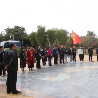 讓黨的創(chuàng)新理論“飛入尋常百姓家” 市民考察團(tuán)成風(fēng)化人潤(rùn)物無聲 