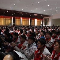 提高防空防災(zāi)技能 方城人防開展國防教育進(jìn)校園報(bào)告會(huì)