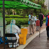 讓黨旗在疫情防控和保生產一線高高飄揚|平高集團共產黨員服務隊助力平頂山打贏疫情防控阻擊戰(zhàn)