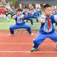 少年強(qiáng)中國(guó)強(qiáng) 體育強(qiáng)中國(guó)強(qiáng)