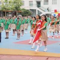 商丘市民主路第二小學(xué)開展以“勿忘國恥 愛我中華”主題教育活動(dòng)